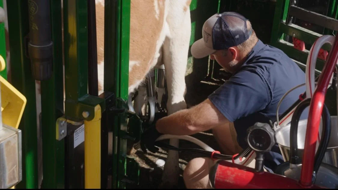 Pure Moo Dairy Raw Milk Pick Up @ Winchester Farm Exchange (Canal Winchester, OH) photo 3
